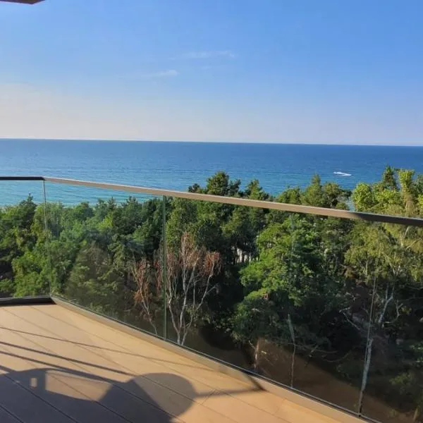 PINEA Apartments tuż przy plaży - baseny, sauny, jacuzzi, hotel Pobierowóban