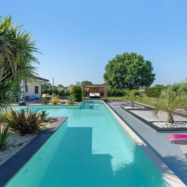 Villa de l’isle, hotel em Camps