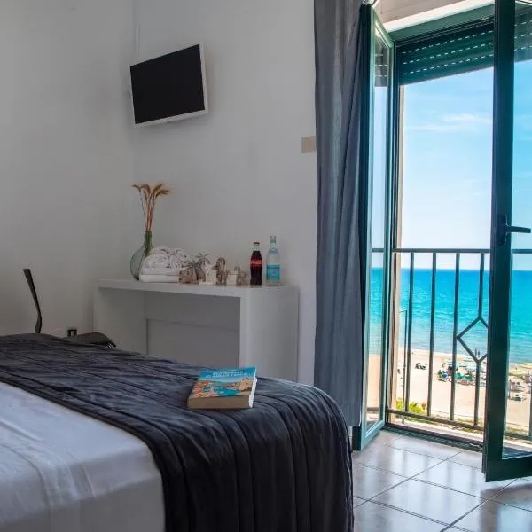 Baron Beach Hotel, hotel a Scauri