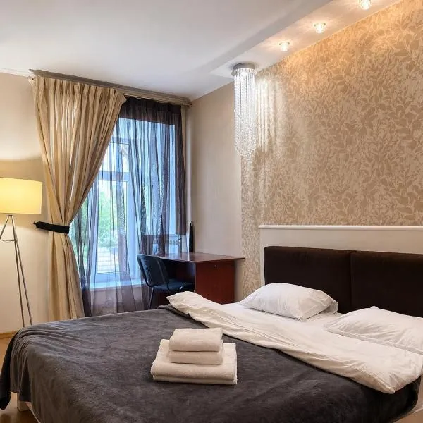 Family Place on Deribasovskaya 10, hotel din Odesa