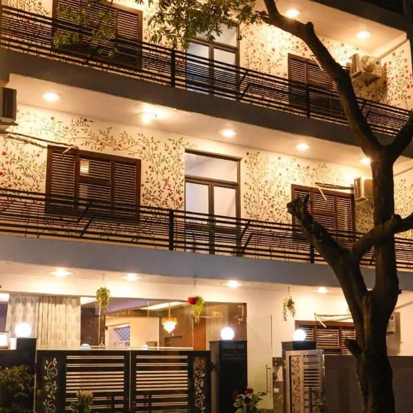 Amara Inn by Sandane Homes, khách sạn ở Greater Noida