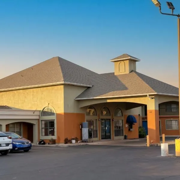 Aloha Inn McAllen Airport near Medical center Tx, ξενοδοχείο σε Μακάλεν