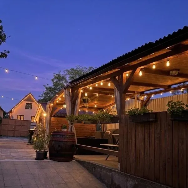 ZAPOMENUTÝ SKLÍPEK, Hotel in Olbramovice