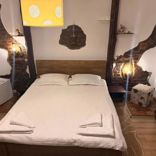 Casa Cosmin, hotel in Dobra