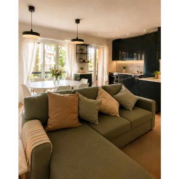 Iconic Lugano Suite with Free Garage, hotel v Luganu