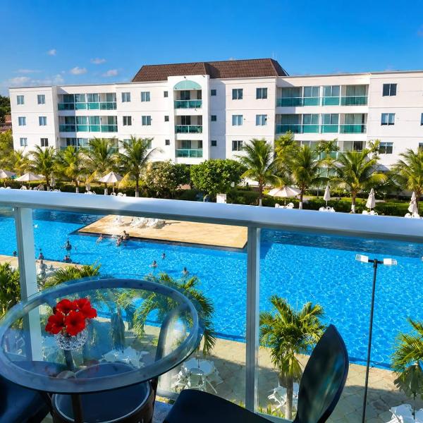 Lindo apartamento em Muro Alto, Porto de Galinhas, Vista para as piscinas, 3 qtos e sala climatizados, Acomoda até 8 pessoas