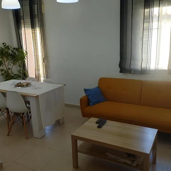 Apartamentos calatorao con jardín y 3 habitaciones, hotel i Calatorao