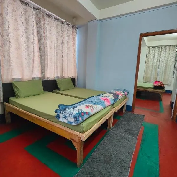 Pine Forest Home stay with Kitchen, hotel i Shillong