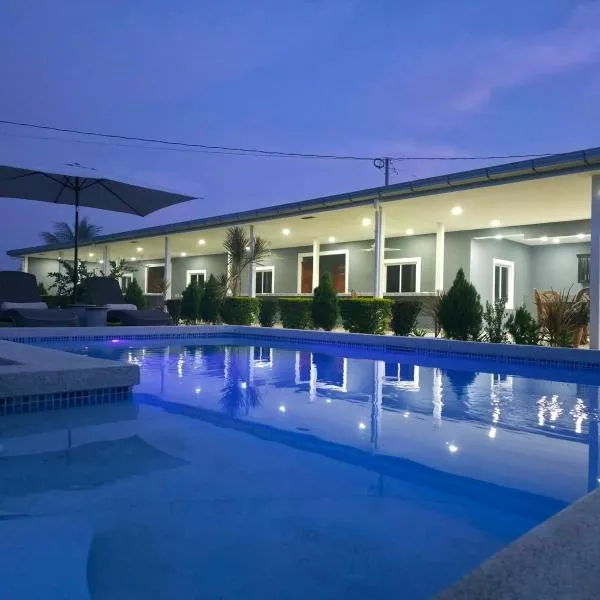 Lodge Ayla Punta Mango, hotel v destinaci Jucuarán