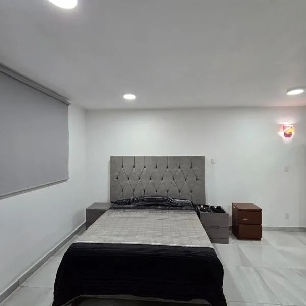 मैक्सिको सिटी में, होटल Havana House