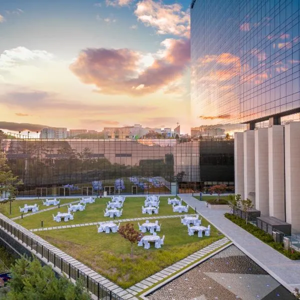 DoubleTree By Hilton Seoul Pangyo Residences, hotel din Seongnam