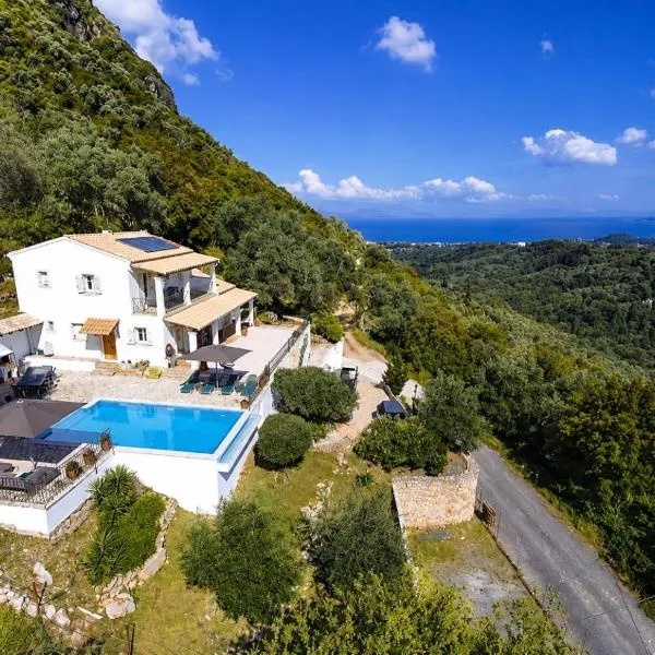 Villa Elia by IWAWI, hotel i Áno Korakiána