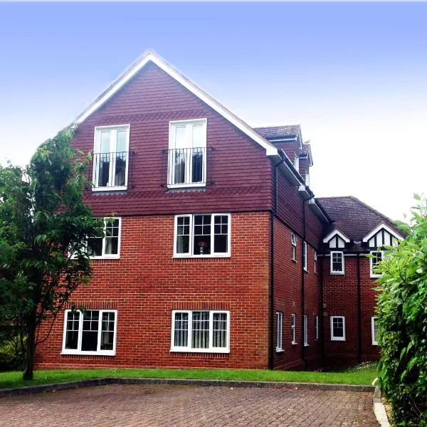 Basingstoke Apartments - St Raphael House, City Centre Charming Apartments, hotel in Basingstoke