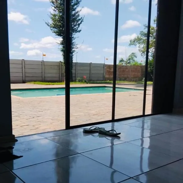 Miami gardens, hotell i Empangeni