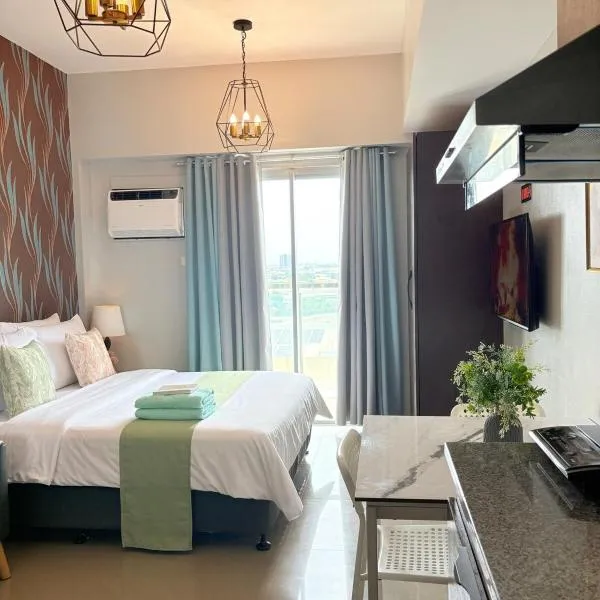 Sunvida Tower Across SM Cebu City View with Balcony、セブシティのホテル