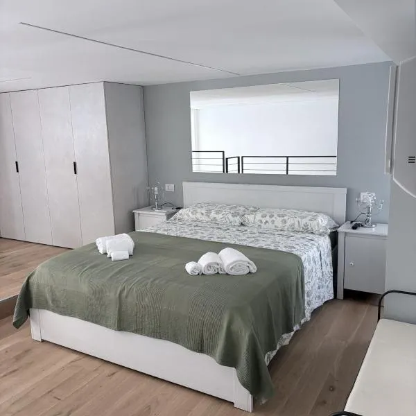 Monica's Loft, hotel v destinácii Domodossola