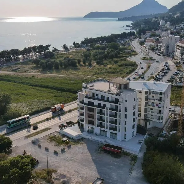 B1 first line apartments, hotel i Šušanj