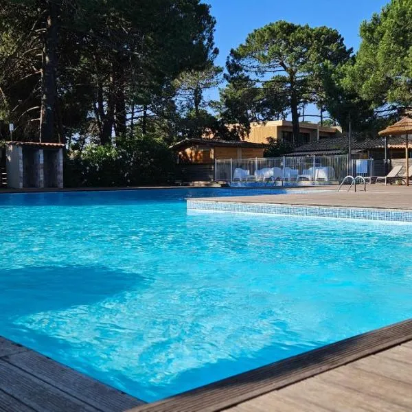 Fiori Di Cala Rossa Appartement T3 dans résidence hôtellière chez Virginie, hotel di Lecci