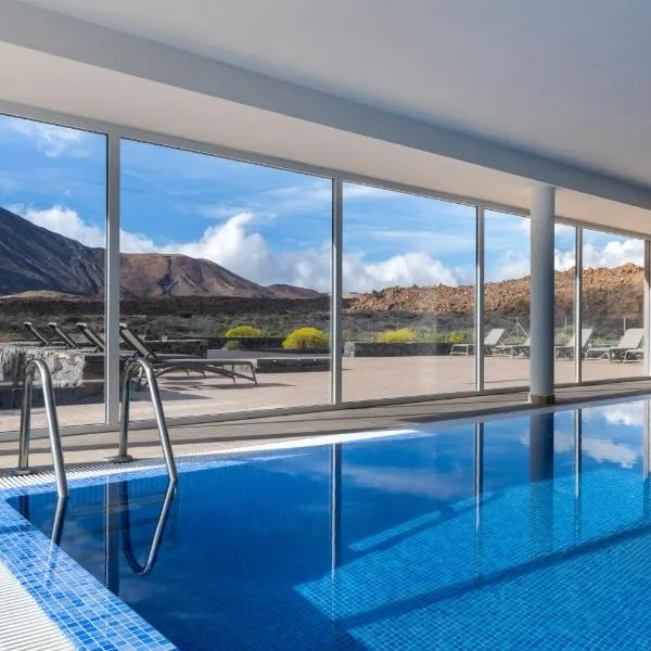 Parador de Las Cañadas del Teide โรงแรมในลาโอโรตาวา
