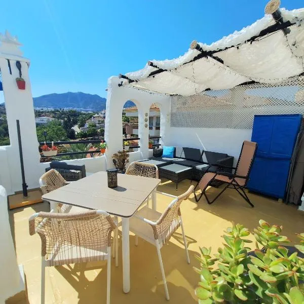 Happy Holiday Home! Pueblo Evita Charming Condo, khách sạn ở Benalmádena