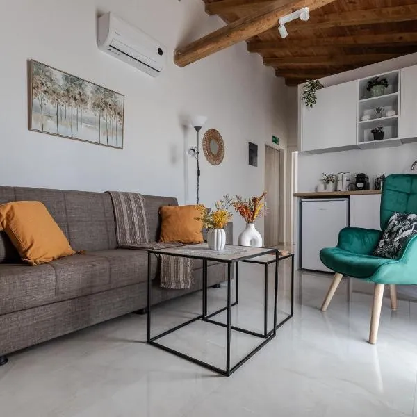 Phaedrus Living Skiathos Luxury Residences Orange, hotel din Skiathos