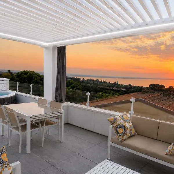 Appartamento Vista Lago con terrazza esclusiva, hotel en Lazise