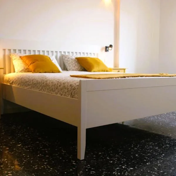 CASA IUCCI Langhe Monferrato, hotel din Canelli