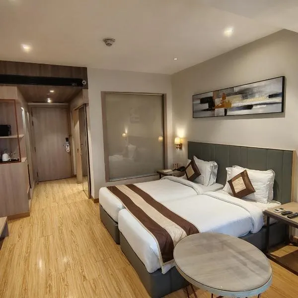 Orana Hotel & Convention、ガーズィヤーバードのホテル