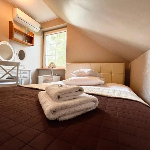 Gościniec Pod Sosnami Drzonków, Hotel in Zielona Góra