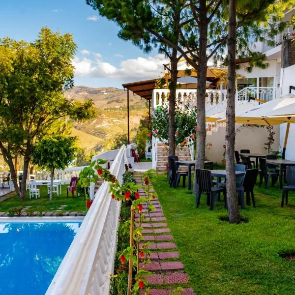 UMARU HOTEL Ayacucho، فندق في اياكوتشو