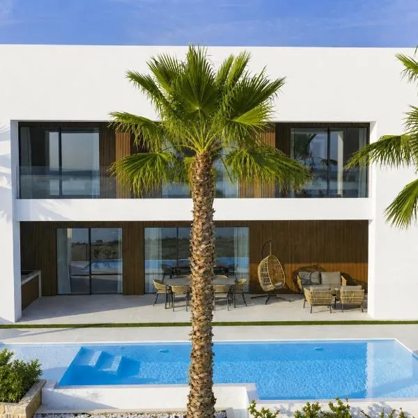 The Palms Resort by Irundo – hotel w mieście Tkon