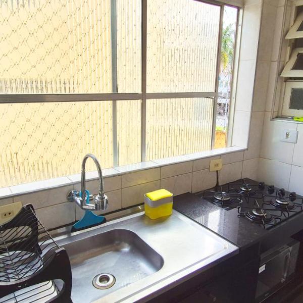 ESD01- Ar Condicionado 5min a pé da Praia da Enseada, Apartamento - Foto 3