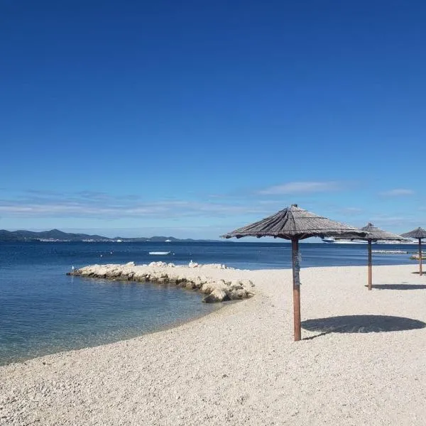 Relax & enjoy at POWERMoNi, hotel v destinaci Bibinje