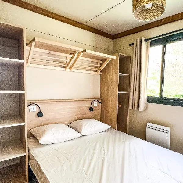Camping Onlycamp Au Cœur du Lac - Lac d'Annecy, hotel in Sévrier