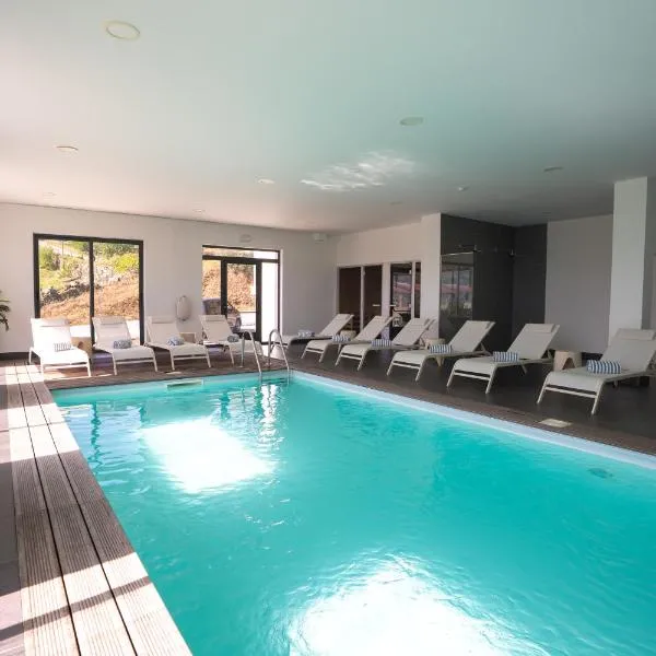 Hotel Freixo Douro Superior – hotel w mieście Freixo de Espada à Cinta