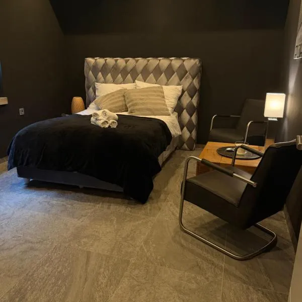 Auszeit am Waldrand-Barmer Anlagen Toelleturm, hotell i Wuppertal