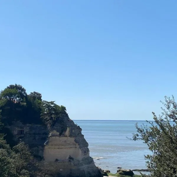 La Maison: Meschers-sur-Gironde şehrinde bir otel