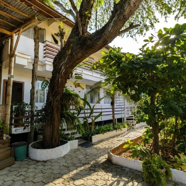Suites Villa Colombia, hôtel à Puerto López