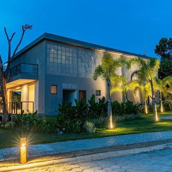 Casa Luxo 5 suítes com piscina e funcionária-159M