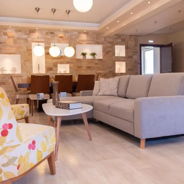 T122 residence: Paradeísion şehrinde bir otel