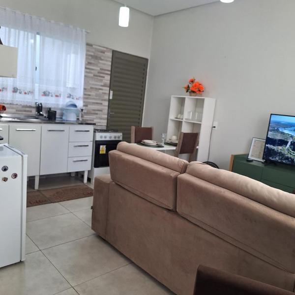 Apê Completo - Charmoso - Cozinha Equipada -Garagem