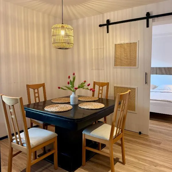 Ferienwohnung Natters - Your vacation base, hotel in Innsbruck