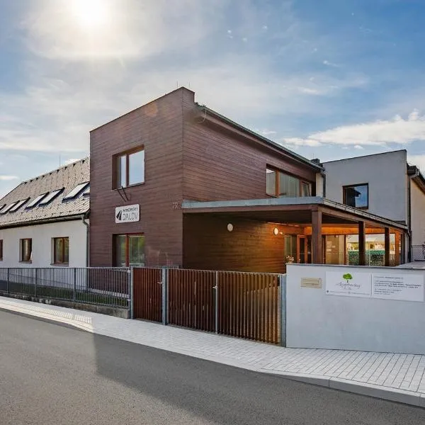 Apartmány Dalov, Hotel in Šternberk