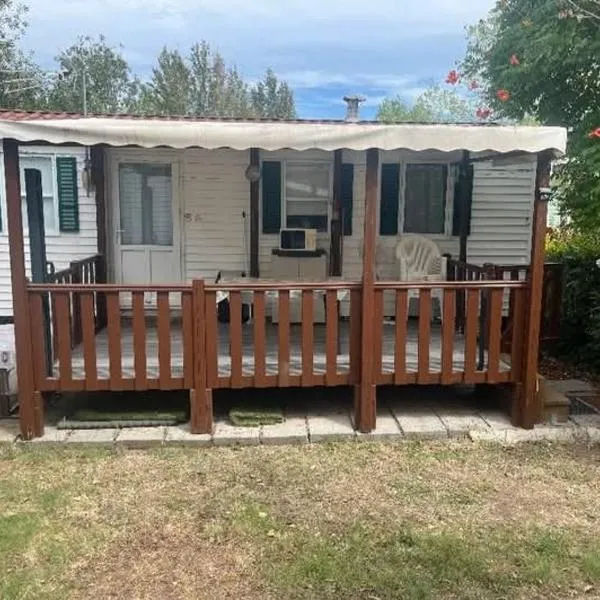 Mobile home 2 chambres climatisé, hotel a Agde