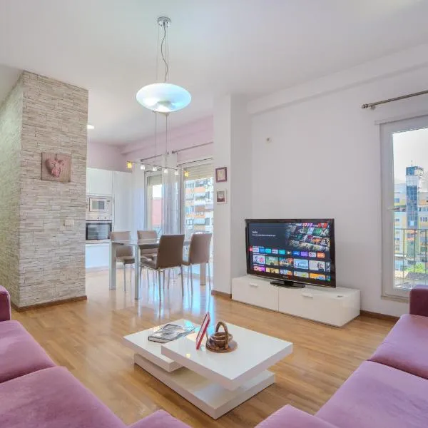 Valeur Penthouse Tirana City Center, hotel a Tirana