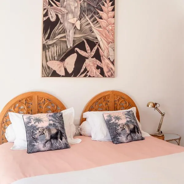 Lagoa Beach House B&B - Breakfast included, hotell i Serra do Bouro