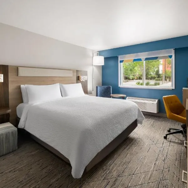 Holiday Inn Express Hotel & Suites - Paso Robles by IHG, hotel v destinácii Paso Robles