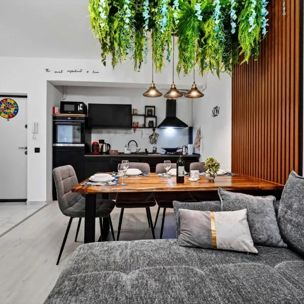 Beautiful Dining Area Full Kitchen Free Parking AC Bathtub, hotel v destinaci Dudu
