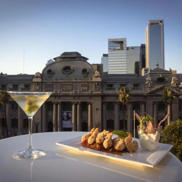 メルキュール サンティアゴ セントロ（Mercure Santiago Centro）、サンティアゴのホテル