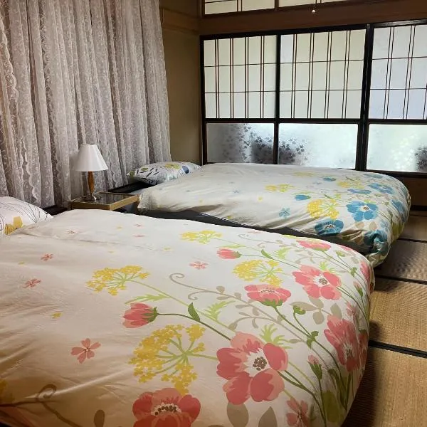 一棟貸ひなたぼっこくらなみ, hotel v destinácii Nagano